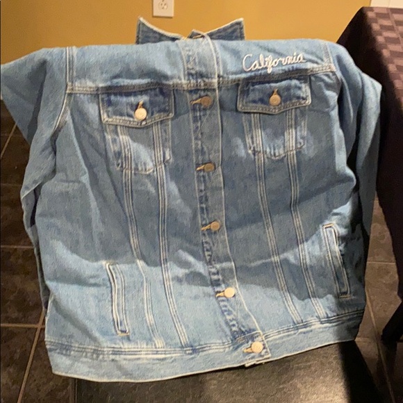 Jean Jacket - Picture 1 of 4